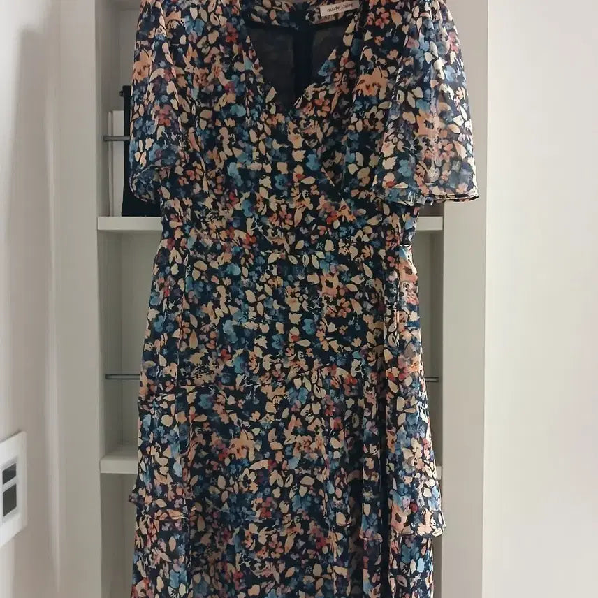 [BUNJANG] Marie Claire Floral Pattern Midi Dress / 마리끌레르 원피스 38