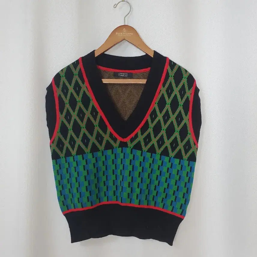 [BUNJANG] Egoist Knit Vest / 에고이스트 니트조끼 free