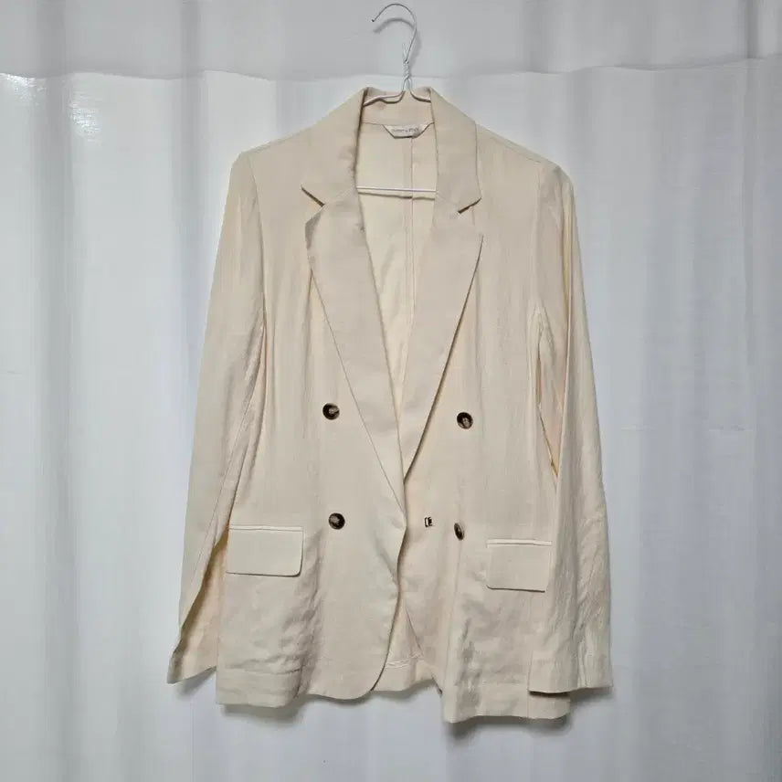[BUNJANG] Closet by RYAN Double Button Jacket Ivory / Closet by RYAN 더블 버튼 자켓 / 여성 85-90 / 아이보리