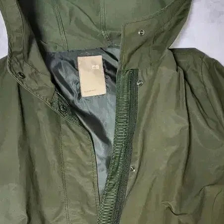 [BUNJANG] Beanpole Khaki Hooded Field Jacket / 후드 야상 카키색 점퍼
