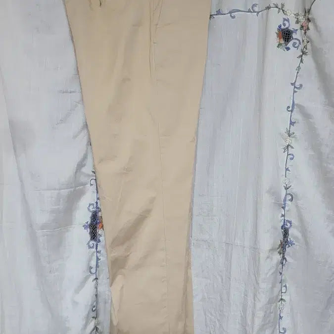 [BUNJANG] Lacoste Outdoor Beige Cotton Pants / 라코스떼 아웃도어 베이지 면바지