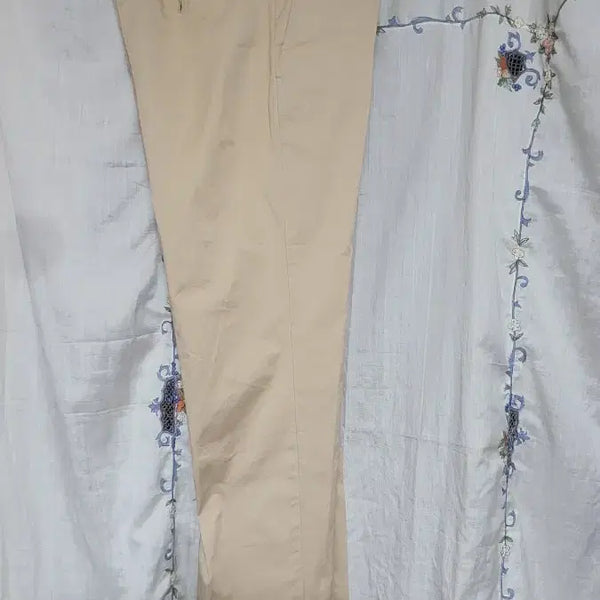 [BUNJANG] Lacoste Outdoor Beige Cotton Pants / 라코스떼 아웃도어 베이지 면바지