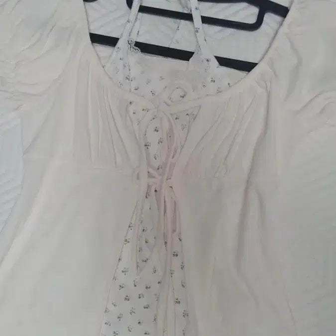 [BUNJANG] New Unworn Women's Top / 새 옷 판매합니다!