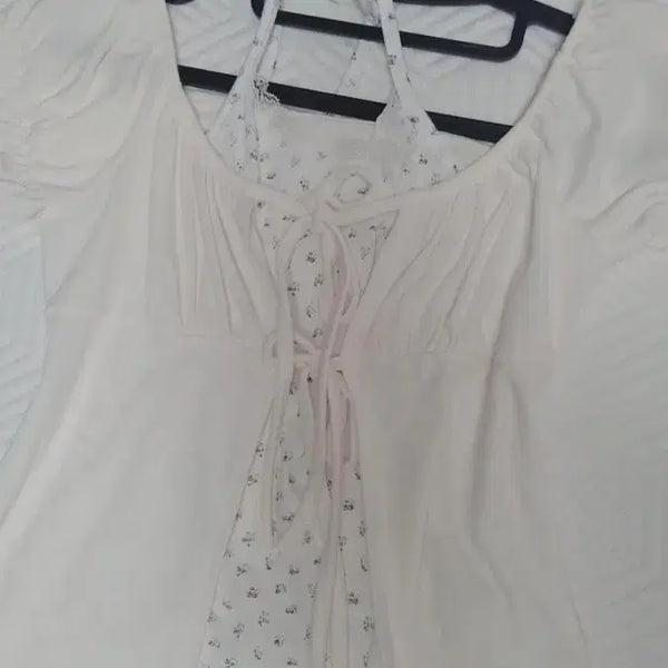 [BUNJANG] New Unworn Women's Top / 새 옷 판매합니다!