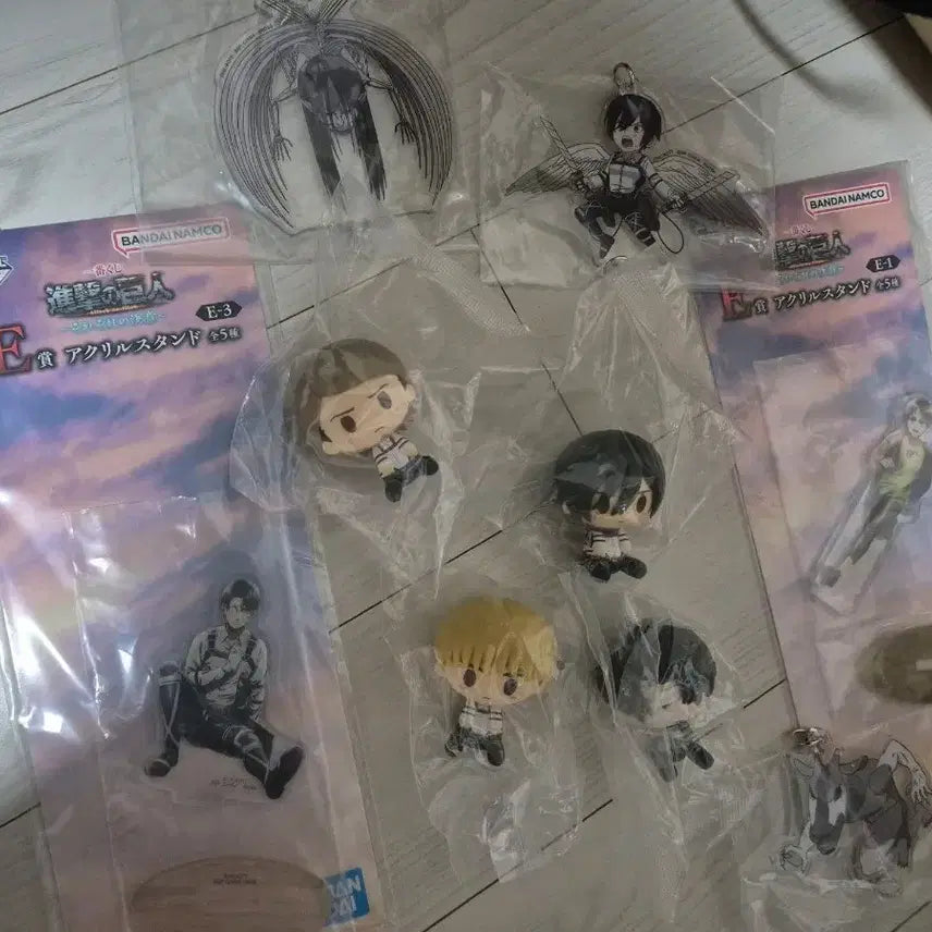 [BUNJANG] Attack on Titan Chokonokko + Hawi Sang Bundle Set / 진격의거인 초코노코+하위상 일괄 판매