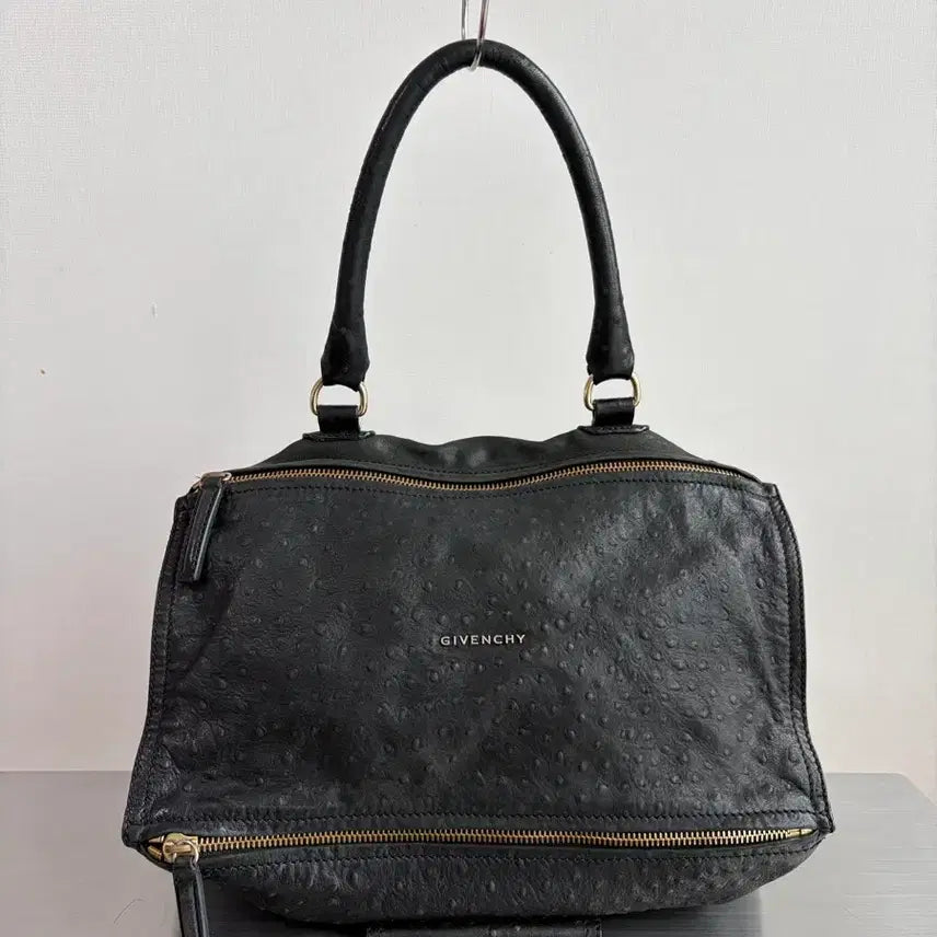 [BUNJANG] Givenchy Pandora Ostrich Large Hobo Bag / 지방시 판도라 오스트리치 라지 호보백