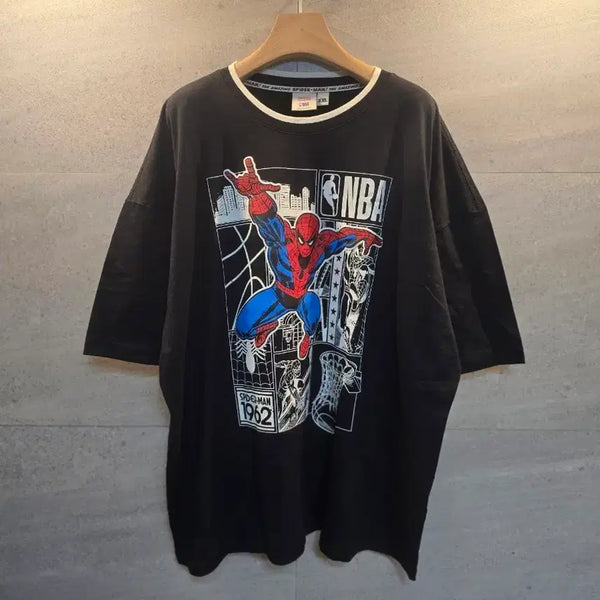 [BUNJANG] Spider-Man x NBA Collaboration Graphic T-Shirt XXL / 스파이더맨 x NBA 콜라보 반팔티. 미착!
