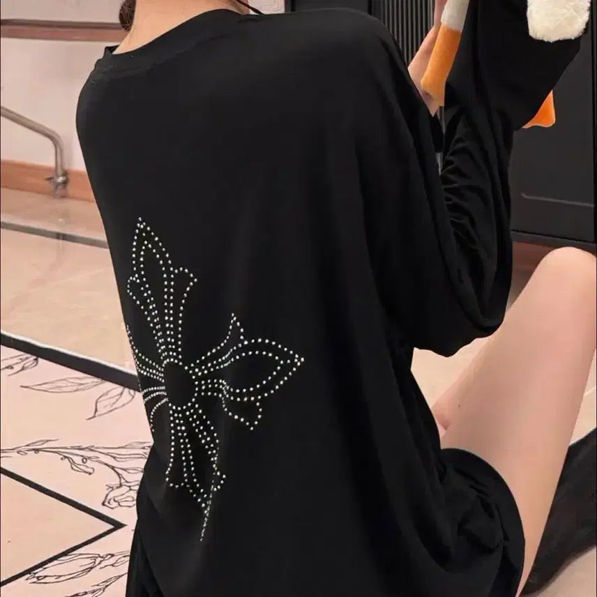 [BUNJANG] Cubic Long Sleeve T-Shirt Black / 큐빅 롱슬리브 긴팔 티셔츠 블랙