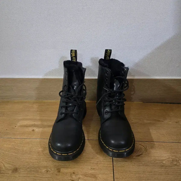 [BUNJANG] Dr. Martens 1460 Serena Black Leather Boots / 닥터마틴 1460 워커(역시즌세일)