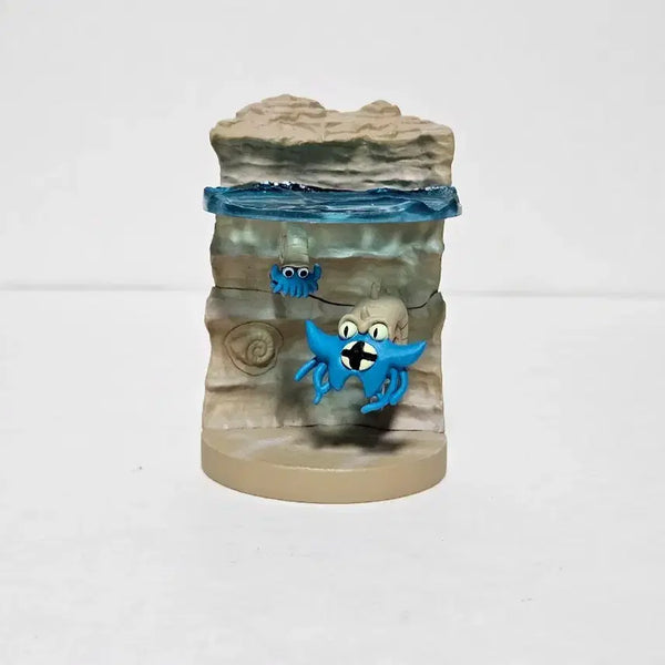 [BUNJANG] Pokemon 3D Book Figure Diorama - Armaldo & Anorith (Repaired) / 희귀 정품)포켓몬스터 입체도감 피규어 암나이트,암스타 디오라마 수리품