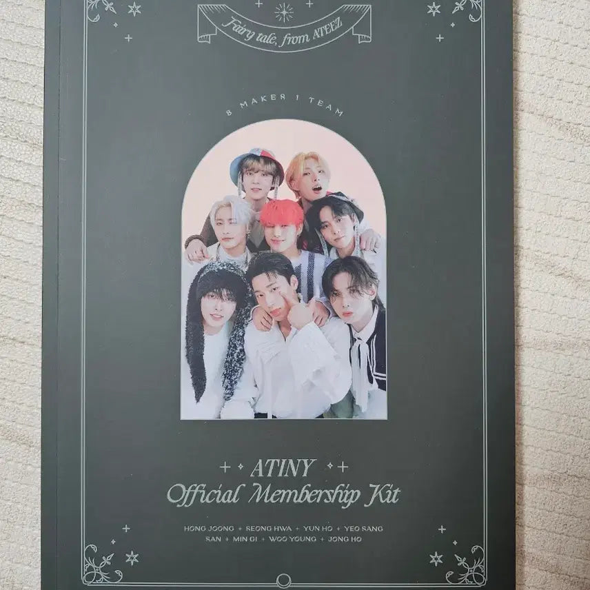 [BUNJANG] ATEEZ 4th Membership Kit Photobook / 에이티즈 4기 멤버십키트 포토북