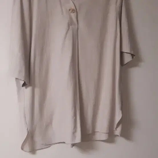 [BUNJANG] Chatelaine Linen Blouse / 샤트렌 린넨 블라우스