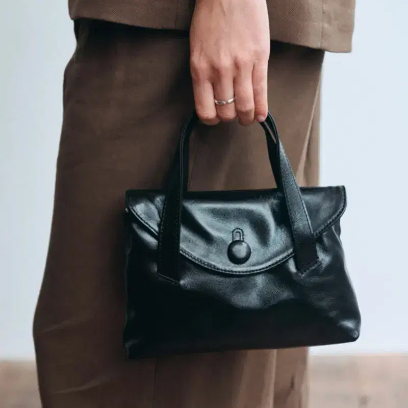 [BUNJANG] Apoa Muse Mini Tote Bag Black / Apoa 아포아 미니 백 Muse Mini Tote Bag Black