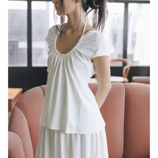 [BUNJANG] Parbang Breeze Shirring Halter Blouse - Ivory / 파르뱅 브리즈 새제품 홀터 셔링 블라우스 아이보리 새제품