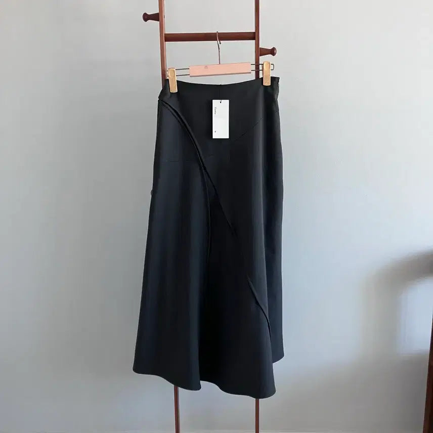 [BUNJANG] Hautte Back Banding Long Skirt / (하객룩추천!!!) 새상품 hautte 뒷밴딩 롱치마