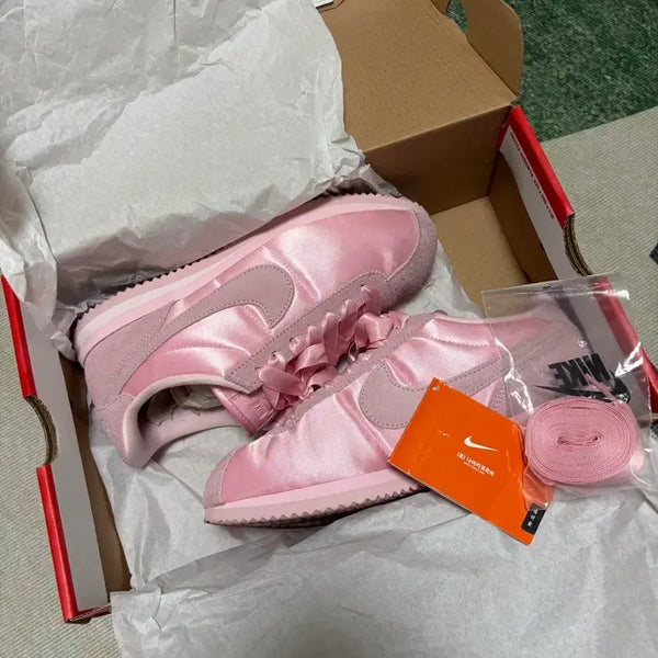 [BUNJANG] Nike Cortez Textile Pink Women's Size 245 / [245]나이키 코르테즈 텍스타일 핑크 판매합니다.