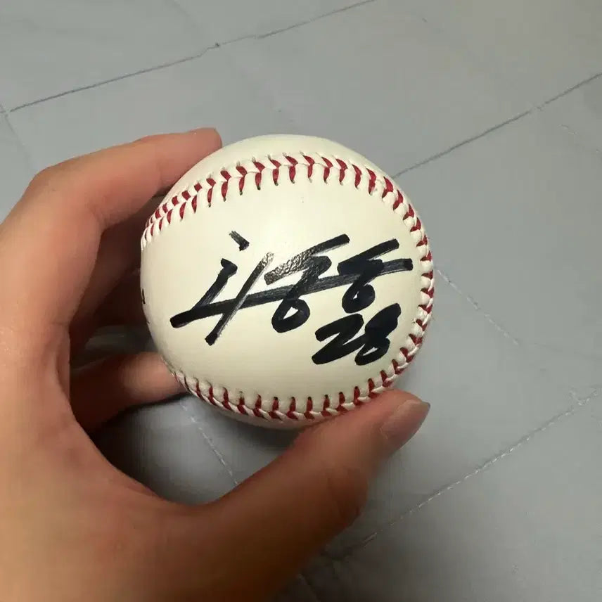 [BUNJANG] Doosan Bears Choi Seung-yong Signed Baseball / 두산베어스 최승용 싸인볼