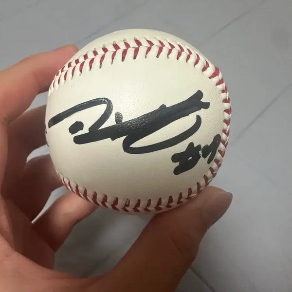 [BUNJANG] Doosan Bears Lee Byung-heon Signed Baseball / 두산베어스 이병헌 싸인볼
