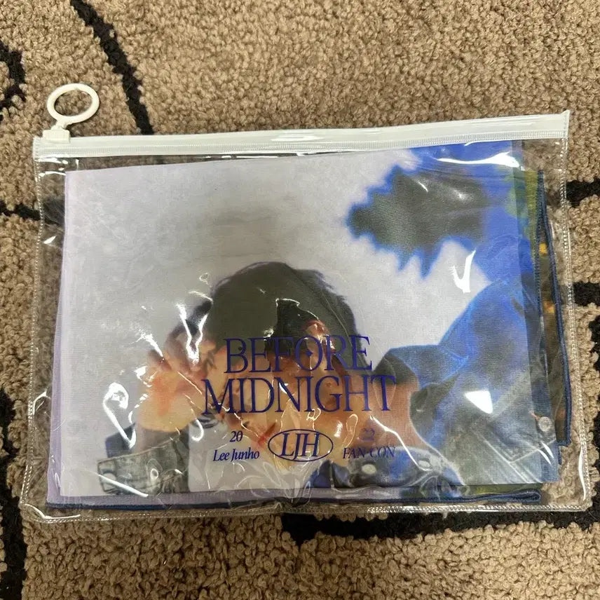[BUNJANG] 2022 Lee Junho Fan-Con 'Before Midnight' Fabric Poster / 2022 이준호 팬콘 <Before Midnight> 패브릭 포스터