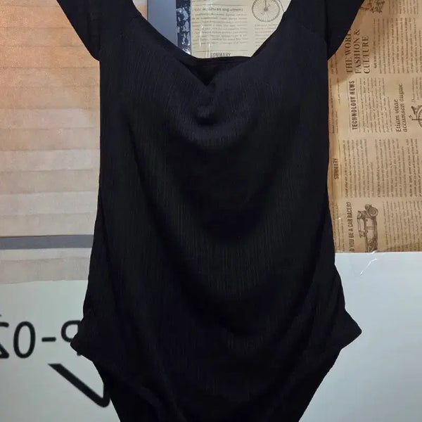 [BUNJANG] Black Ribbed Short-Sleeve One-Piece Swimsuit XL / 블랙 원피스 수영복