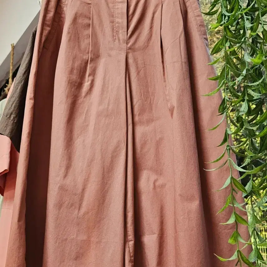 [BUNJANG] Wide Leg Pintuck Pants with Back Elastic Band / [새상품]바스락 와이드 핀턱 뒷밴딩 바지(66)
