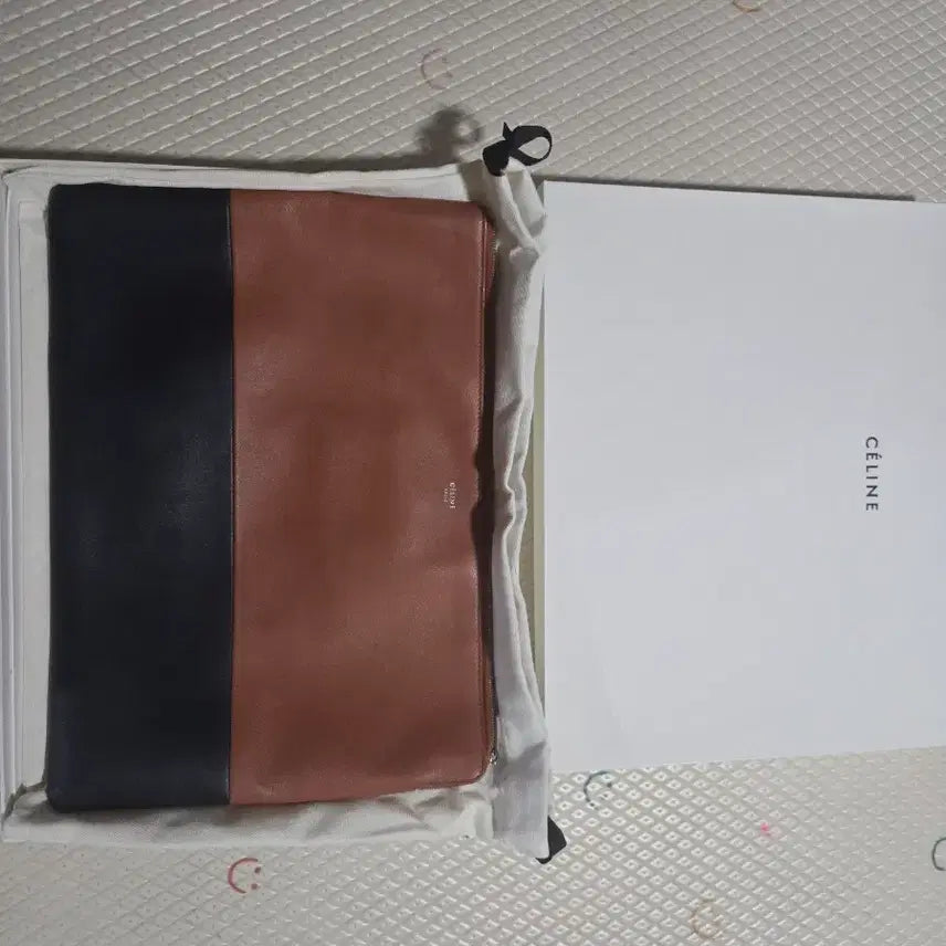 [BUNJANG] Celine Two-Tone Clutch Bag / 셀린느 정품 투톤 클러치백