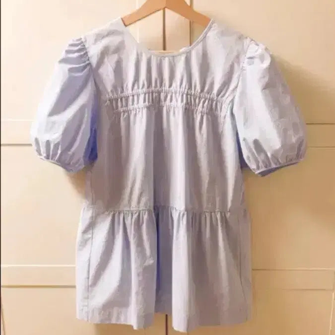 [BUNJANG] Thursday Island Volume Shirring 2-Way Blouse / 써스데이아일랜드 볼륨 셔링 2웨이 블라우스