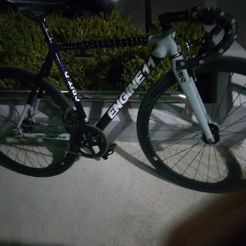 [BUNJANG] Engine11 Crit-D Eggplant Semi-Complete Bicycle / 엔진11 크릿디 애그플렌트 판메 (브렉있음)