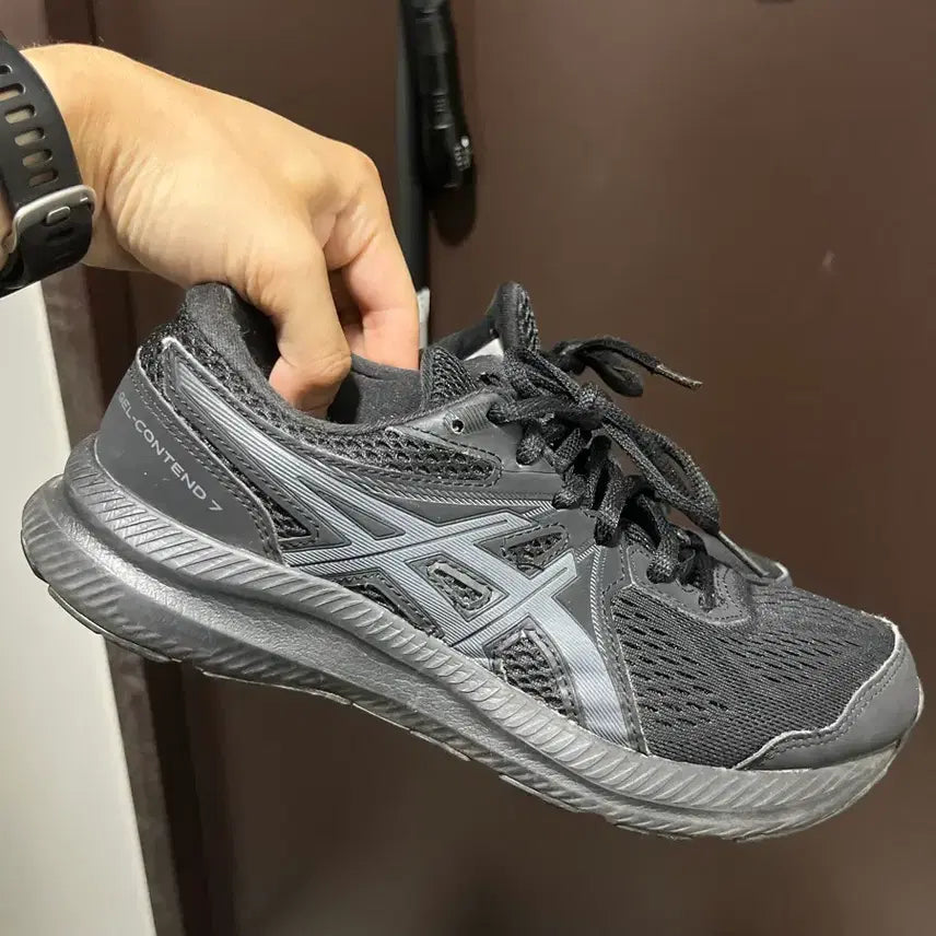 [BUNJANG] ASICS Gel-Contend 7 Running Shoes Black 235 / [235] 아식스 젤컨텐드 7 블랙
