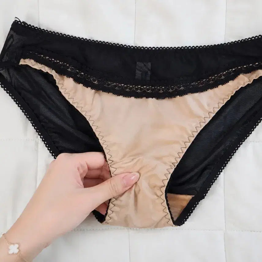 [BUNJANG] Women's Panties Beige/Black Tone / 베이지/블랙톤 여성 팬티- 중고