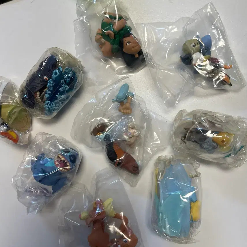 [BUNJANG] Choco Party TOMY Disney Figures (Set of 9) / 초코파티 디즈니 피규어