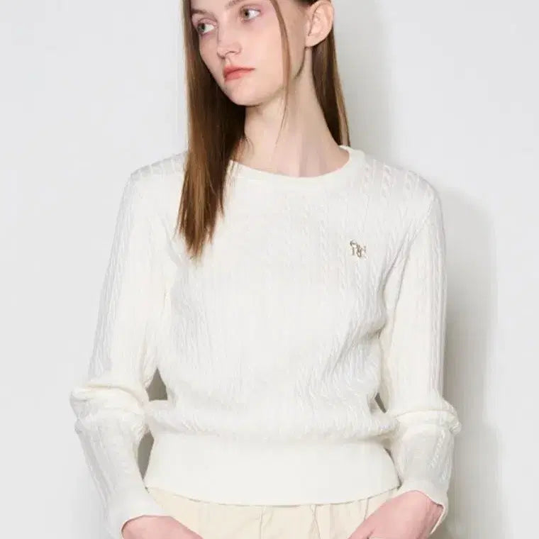 [BUNJANG] General Idea Essential Cable Pullover White S / 제너럴아이디어 니트 에센셜 케이블 풀오버 화이트