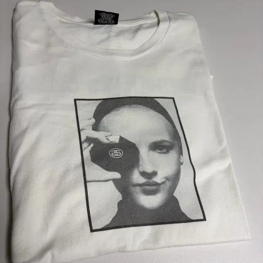 [BUNJANG] Stussy x Chanel Tribute T-Shirt / 스투시 샤넬 헌정 티셔츠