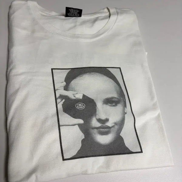 [BUNJANG] Stussy x Chanel Tribute T-Shirt / 스투시 샤넬 헌정 티셔츠