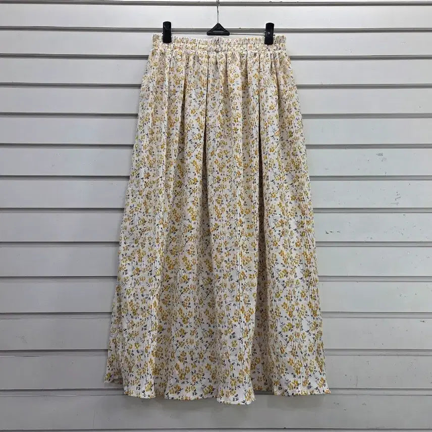 [BUNJANG] Floral Pattern Pleated Fabric Elastic Long Skirt / 잔꽃무늬  주름원단  밴딩 롱스커트/보물찾기천사