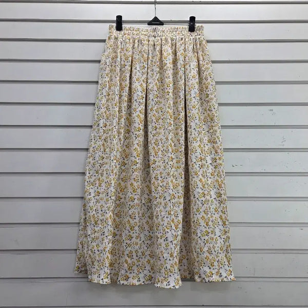 [BUNJANG] Floral Pattern Pleated Fabric Elastic Long Skirt / 잔꽃무늬  주름원단  밴딩 롱스커트/보물찾기천사