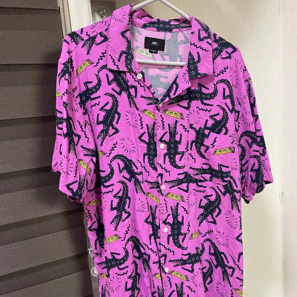 [BUNJANG] OBEY Crocodile Pattern Short-Sleeve Button-Up Shirt Pink/Black Multi / OBEY 오베이 핑크 악어 패턴 반팔 셔츠 M