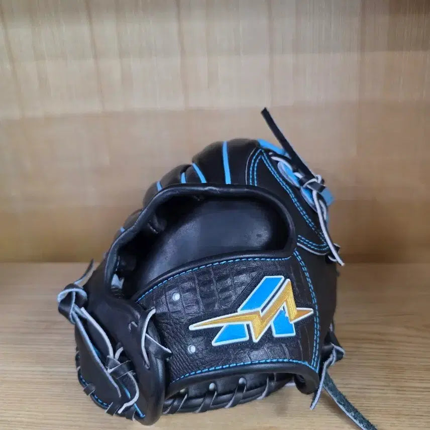 [BUNJANG] Altis I-440 Baseball Glove Black/Blue / 알티스 야구글러브 i-440  블랙/블루