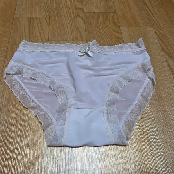 [BUNJANG] Women's Sheer Seamless Skin Panties / 여자 시스루 심리스 스킨 팬티 여성 중고 속옷 08122
