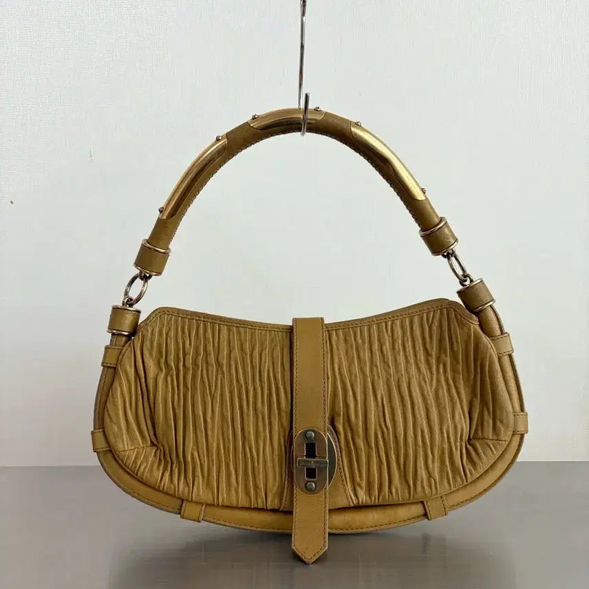 [BUNJANG] Burberry Prorsum 2006 Pleated Leather Shoulder Bag / 버버리 프로섬 2006 플리츠 레더 숄더백