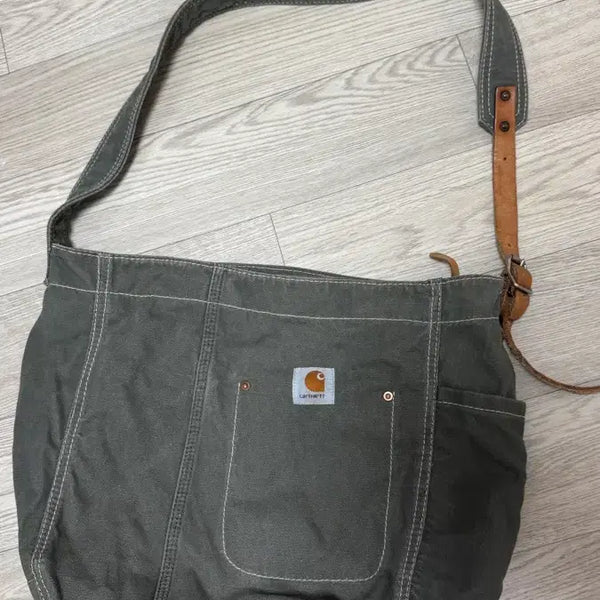 [BUNJANG] Carhartt Vintage Crossbody Bag / [os] 칼하트 빈티지 크로스백