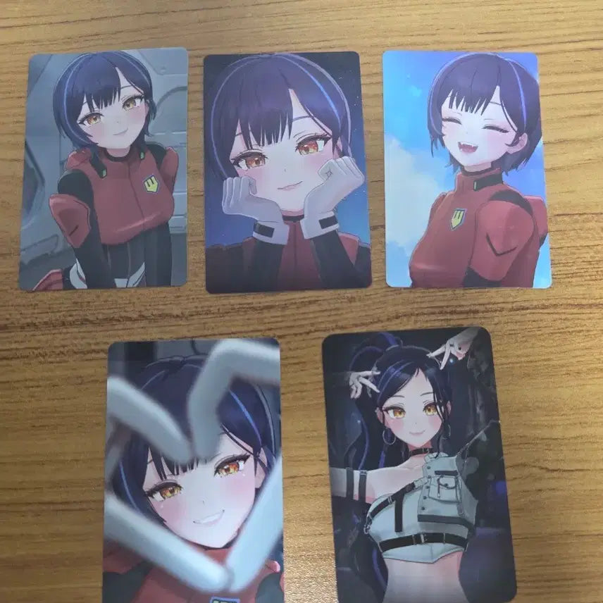 [BUNJANG] Isegye Idol Lilpa Photocard Bundle Set (Includes Hongdae AK Plaza Exclusive Card) / 이세계아이돌  릴파 포토카드 일괄 홍대입구ak플라자 특전카드포함