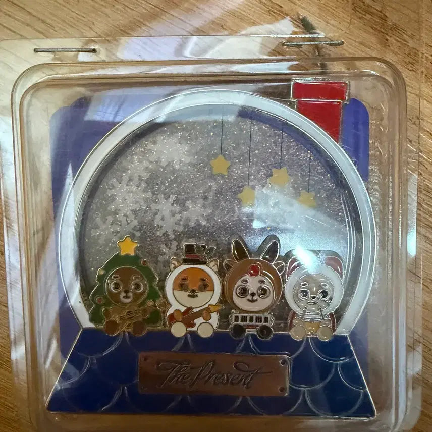 [BUNJANG] DAY6 Concert Snow Globe Magnet (Sealed) / 데이식스 클콘 스노우볼 마그넷 미개봉 원가 이하 양도