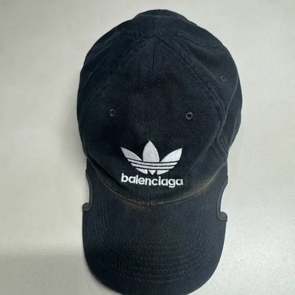 [BUNJANG] Balenciaga x Adidas Collaboration Black Cap / 발렌시아가 X 아디다스 캡 블랙 팔아요