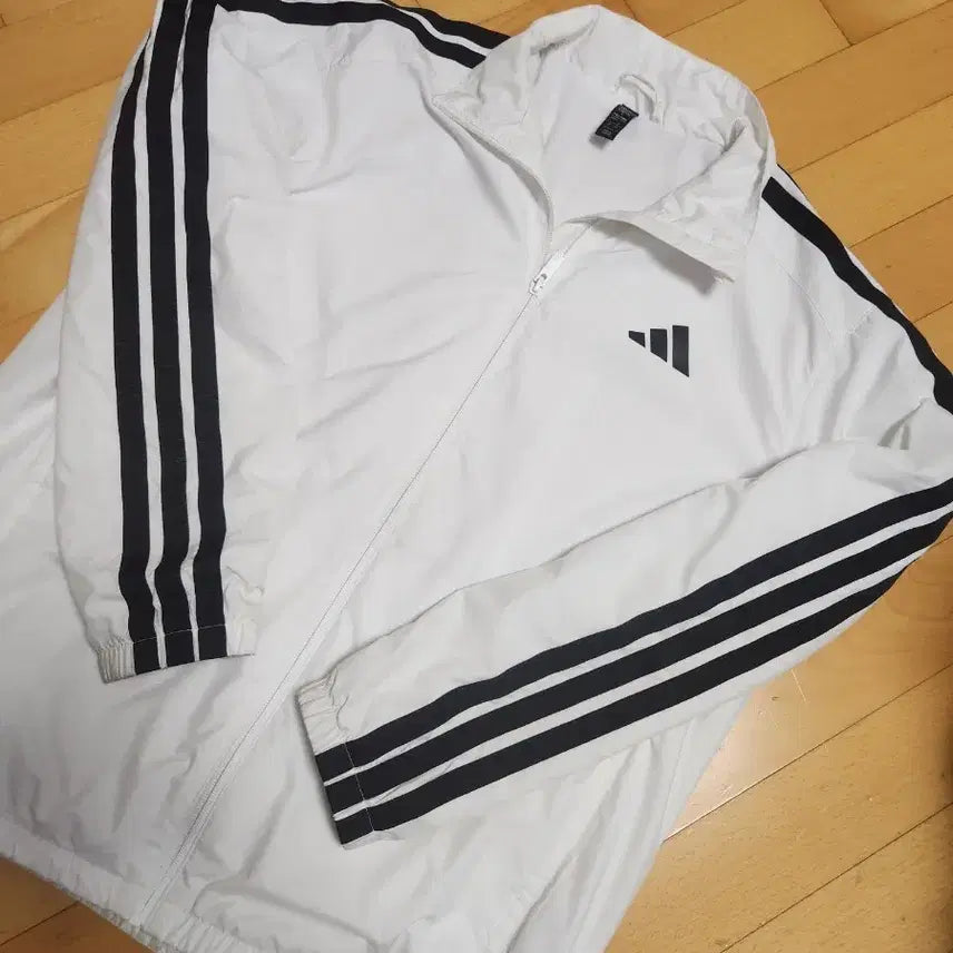 [BUNJANG] Adidas White Windbreaker Jacket / 아디다스 바람막이 흰색