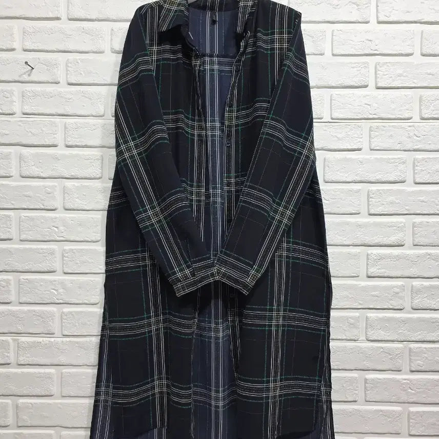 [BUNJANG] United Colors of Benetton Long Outerwear (Size 44) / 베네통 롱 아우터 44(55ㅡ66)