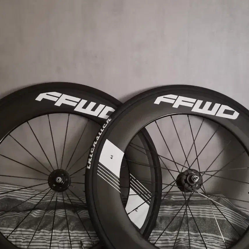 [BUNJANG] FESST FORWARD New Decal Carbon 88mm Rim Wheelset / 페포 신형 데칼 카본 88림 무하자급