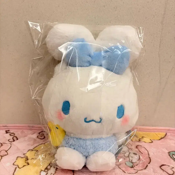 [BUNJANG] Sanrio Cinnamoroll Tied-Ear Plush Doll / (새상품, 정품) 산리오 시나모롤 귀 묶은 목욕 시나 인형