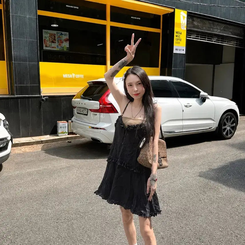 [BUNJANG] Black Frill Camisole Mini Dress / 블랙 프릴 끈나시 미니 원피스