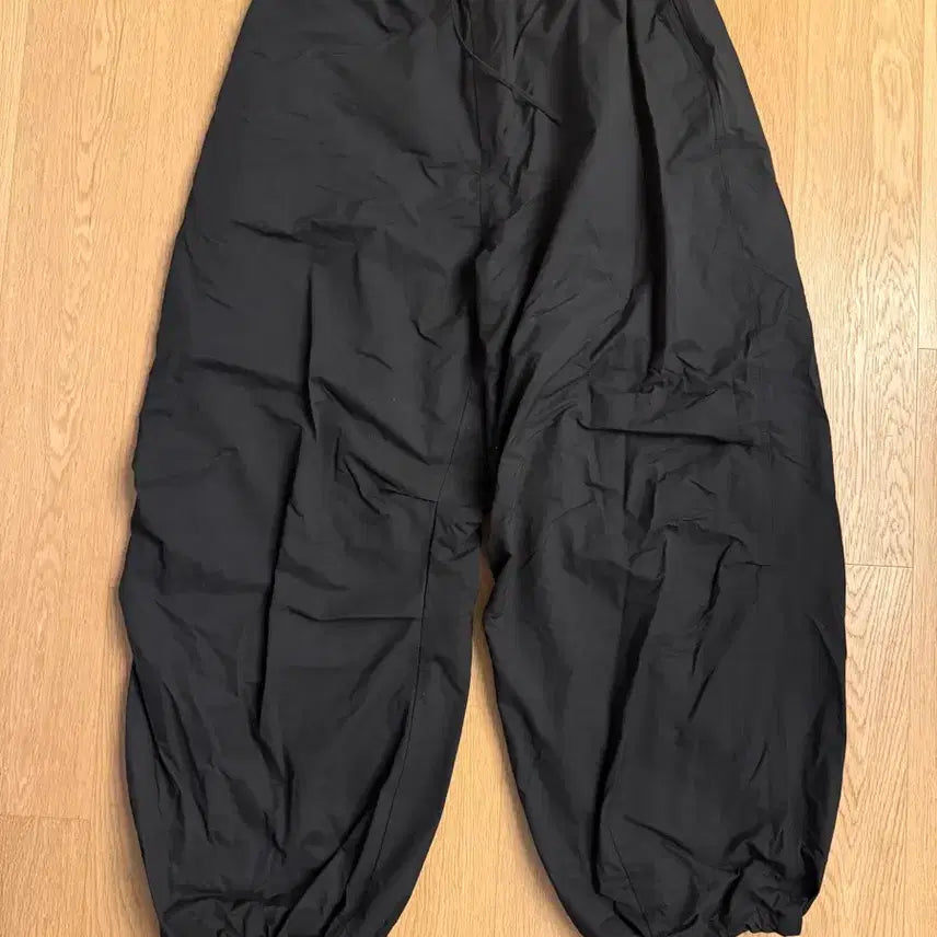 [BUNJANG] AMOMENTO Black XL Cotton Nylon Pants 25FW / AMOMENTO 블랙 XL 코튼 나일론 팬츠 25fw